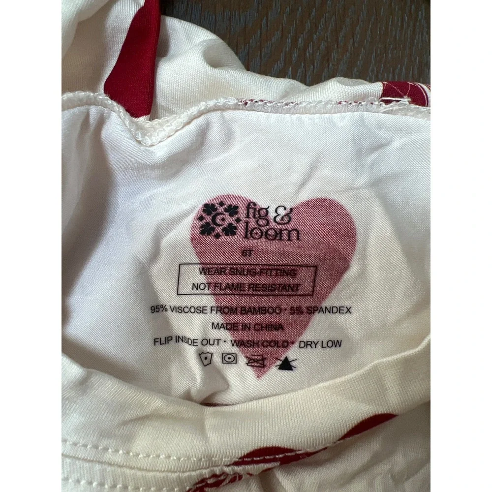 Fig & Loom Kids Heart Print Bamboo Pajama Set Cream Red 6T